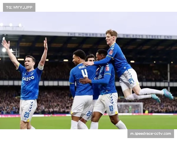 埃弗顿新主场希尔·迪金森体育场正式启用，容量52769人