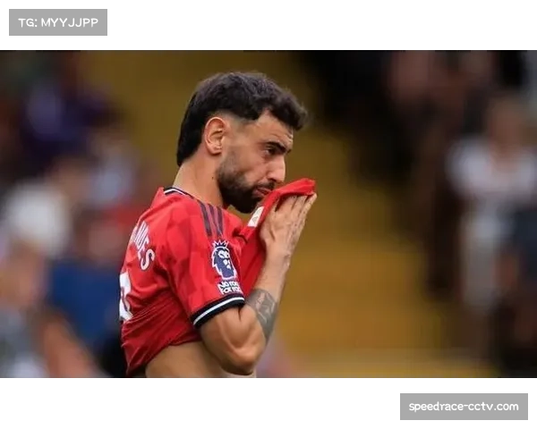 实时：富勒姆后卫里姆被红牌罚下